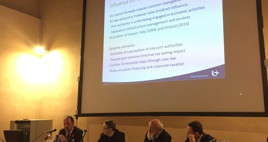 How can port authorities reform be successful?