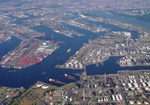 Strategic evaluation of the belgian port sector and accompanying services