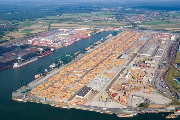 European container port system