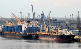 Strategy concepts for hybrid organizations: port authorities