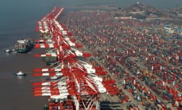 Container port competition and competitiveness analysis: asian major ports
