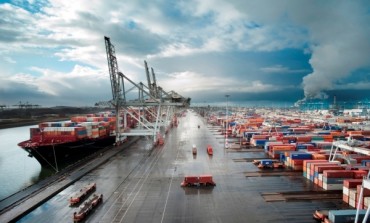 Strategic reorientation of port actors: insights from port of Rotterdam & port of Barcelona