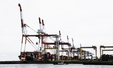 Achieving full and effective corporatization of port authorities: reform models from global experience