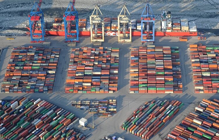 PortGraphic: towards a “Rotterdamisation” of the european container port system?