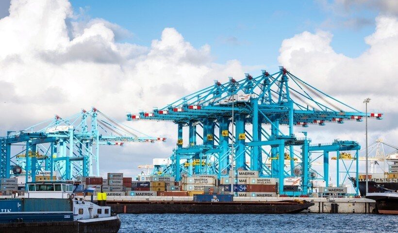 Implications of climate change for shipping: ports and supply chains