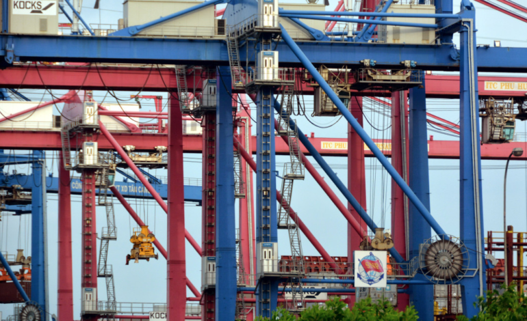 Port authorities willingness to cooperate: effects of objective orientation & service differentiation
