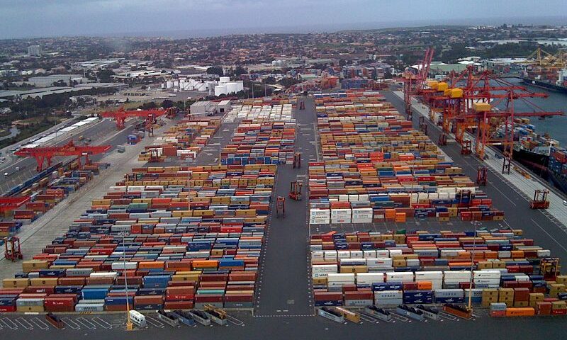 Sea-land interdependence in the global maritime network: the case of Australian port cities