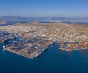 Port Connectivity; Piraeus in the global sea transport network