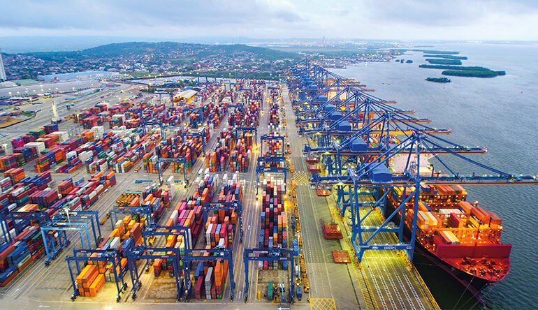 Competition effects of vertical integration in container ports: assessing the European Commission decisional practice