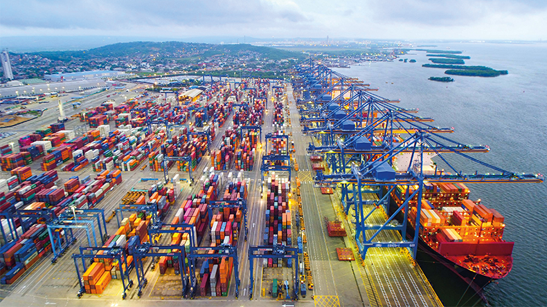 Competition effects of vertical integration in container ports: assessing the European Commission decisional practice